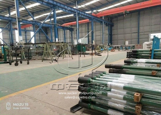 API Sucker Rod Well Pump Pipe z materiałem ze stali stopowej Chromowana beczka B12-150