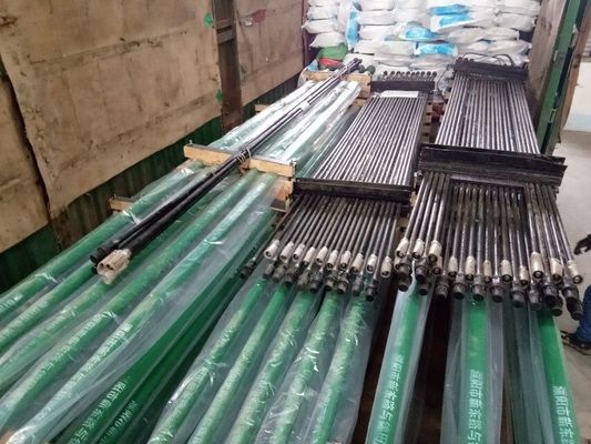 Wkładka z otworem z głębokim otworem Seria prętów ssących Pompa 3 1 / 2x2 1/2