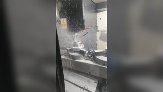 Części choinkowe są w produkcji